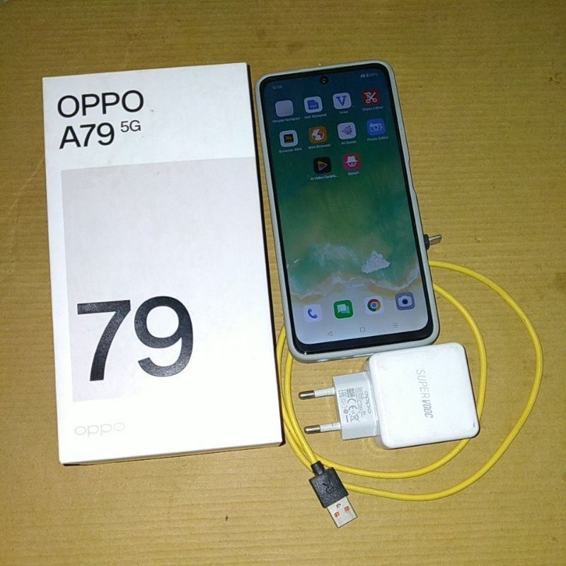 handphone oppo a79 5g garansi resmi ori ram 8/256 bukan refurbish