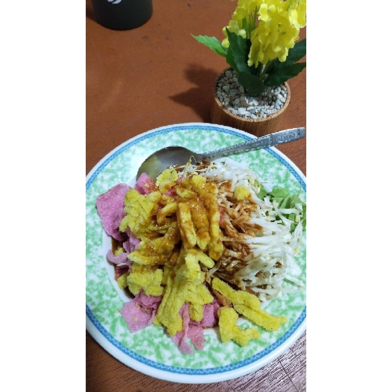 

ASINAN SAYUR ENAK BUMBU KUAH KENTAL