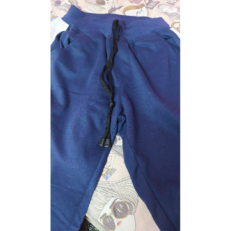 PRELOVED CELANA OLAHRAGA