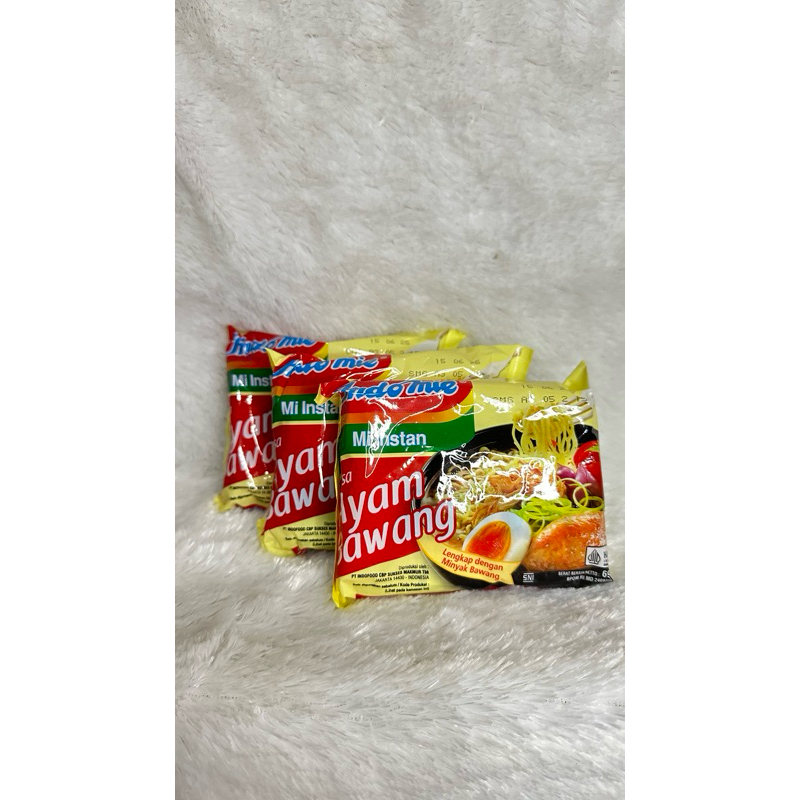 

INDOMIE REBUS AYAM BAWANG