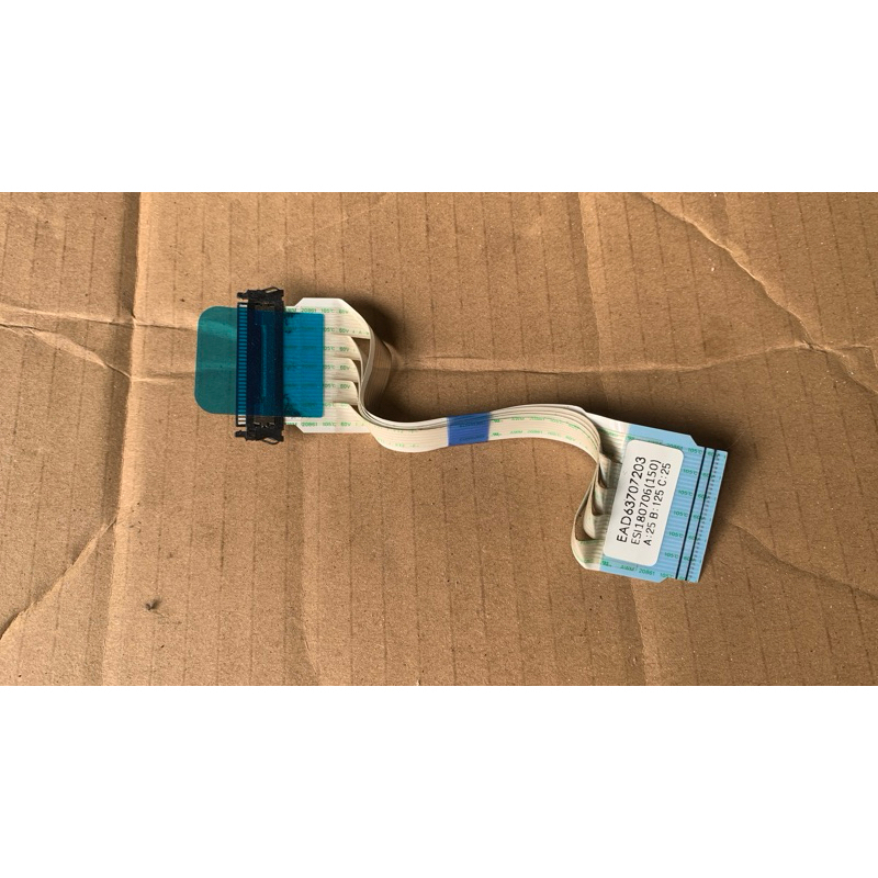 Kabel flexible tcon tv lg 22 inch 22TK420A