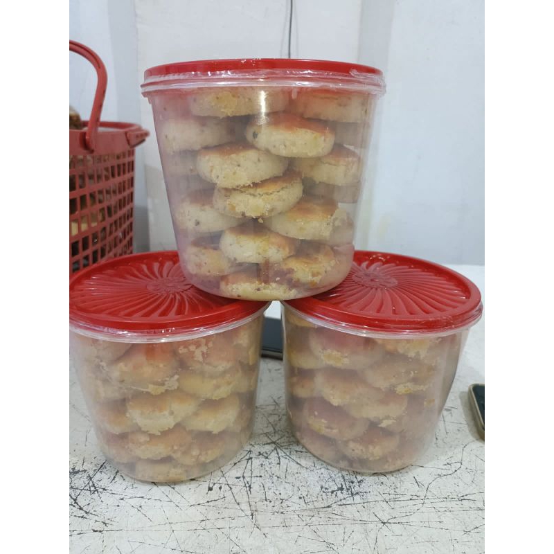 

Kue Kacang