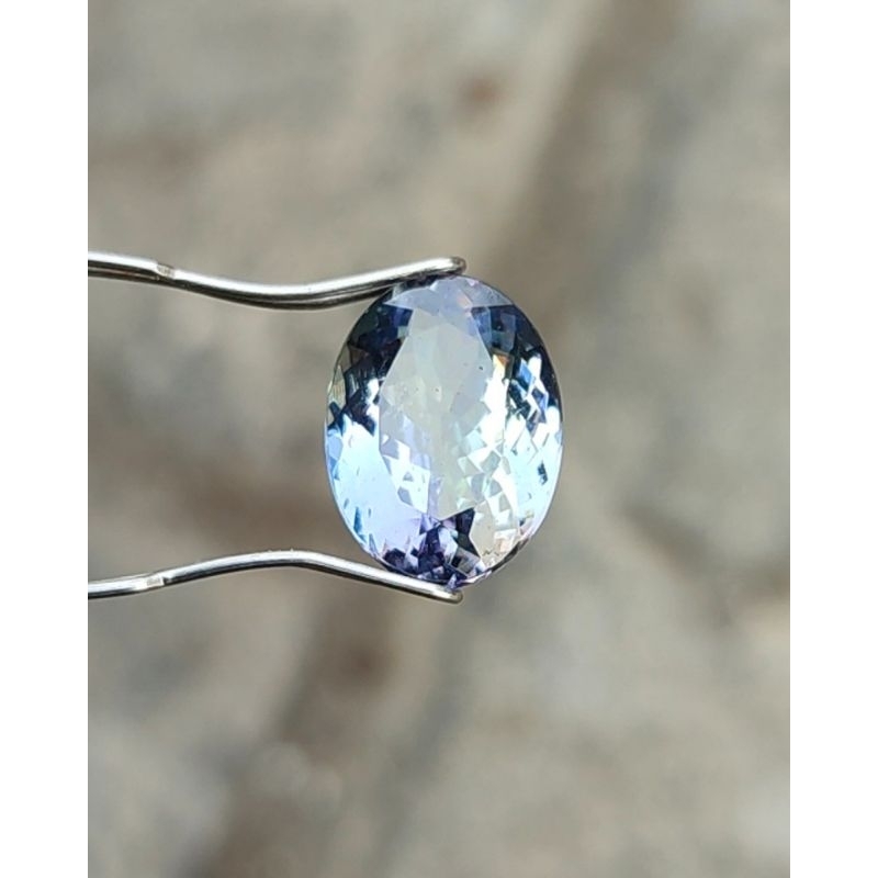 Natural Bi Color Tanzanite Gri Lab