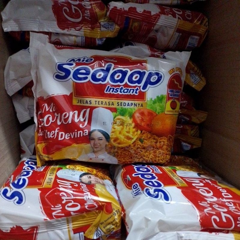 

Sedap Instant Mi Goreng Cokelat Devina
