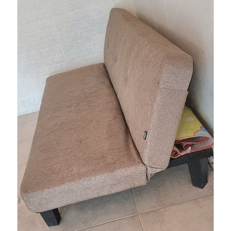 JUAL SOFA LIPAT BEKAS  INFORMA