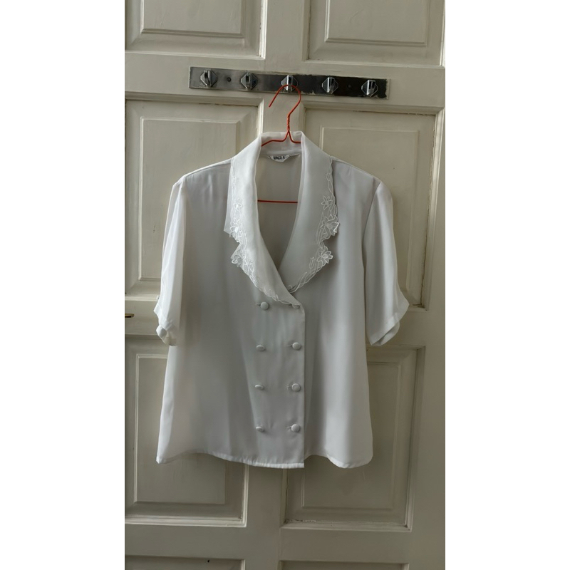 Vintage Blouse PRELOVED