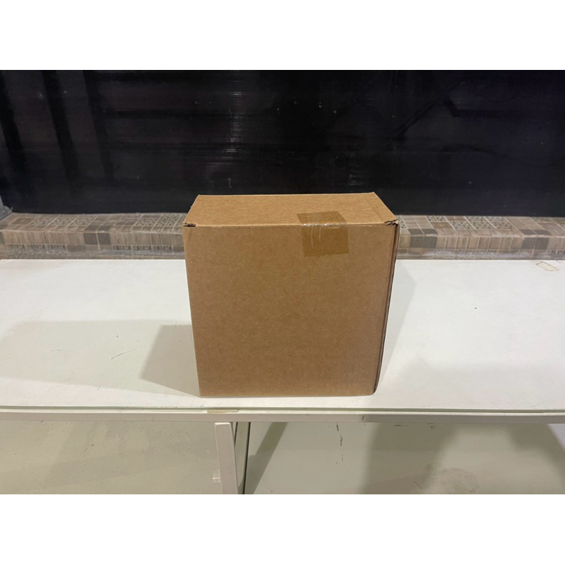 

Kardus 21 cm x 11 cm x 21 cm (70) Bekas GMR 21 Single Wall