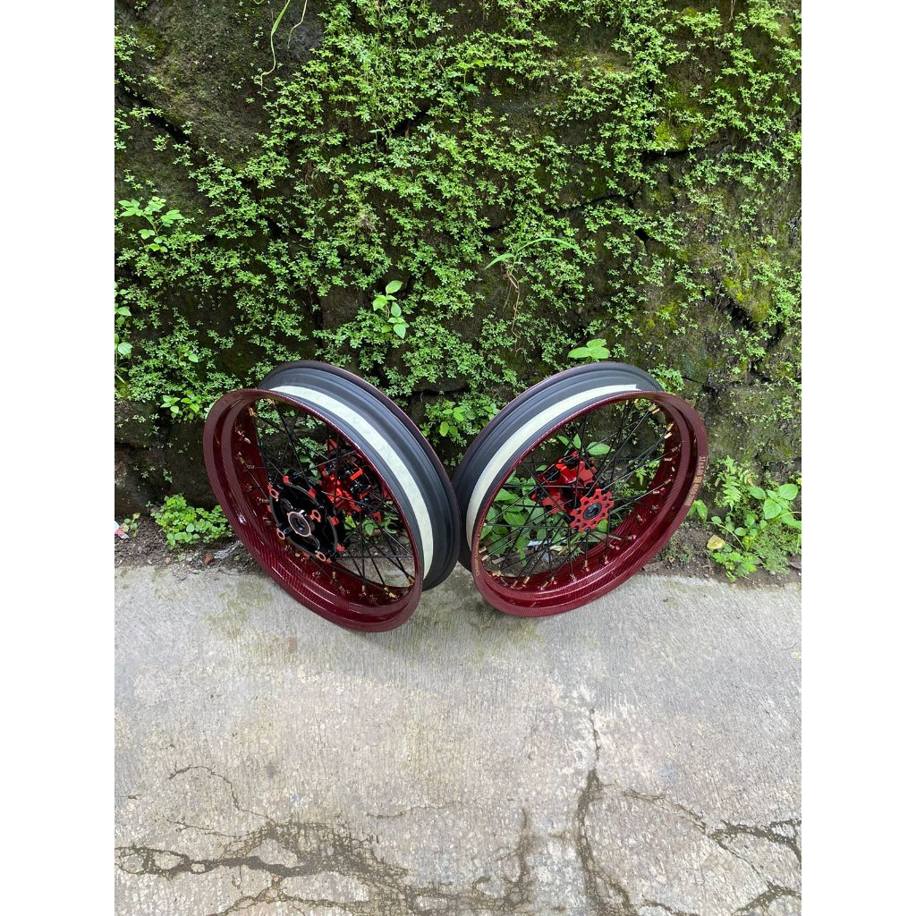 RODA SET SUPERMOTO CRF TANPA BAN VELG CHAMP CARBON 300/350-17