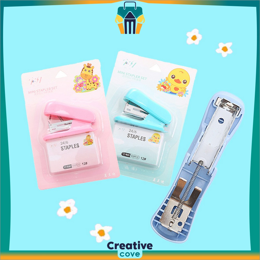

Stapler Kecil Set Isi Hekter 24/6 Stasionary Perlengkapan Kantor Staples Mini Set Karakter Animal Warna Pastel Portable Creative Cove A50