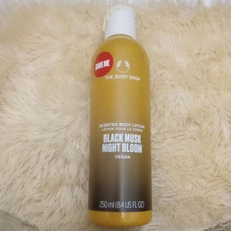 Black musk night bloom the body shop