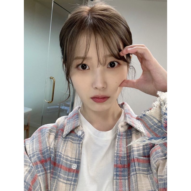 IU MERCHANDISE CONCERT Photocard set golden hour,5th gen uaena,h.e.r,the winning