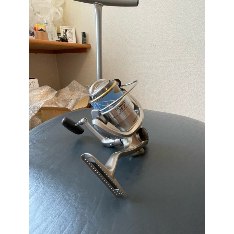reel shimano biomaster 2500 japan like new