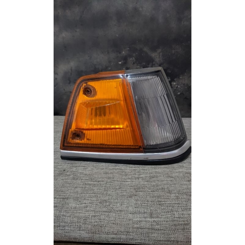 Lampu Riting Corner Lamp Honda Civic Wonder 4 Pintu tahun 1986-1987 original