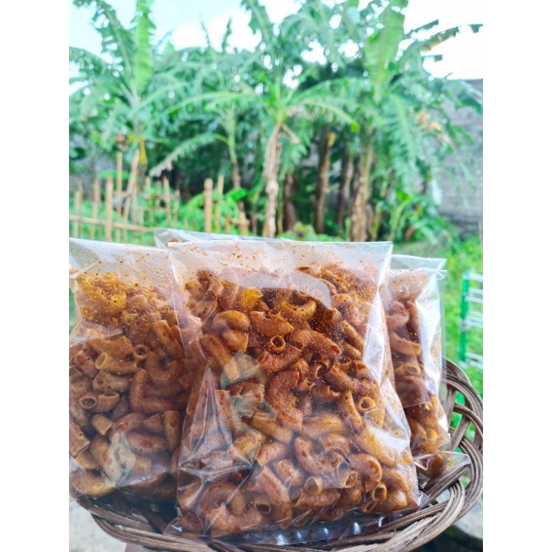 

paket hemat makaroni cikruh kriuk 100gram original gurih daun jeruk,pedas gurih dan extra pedas gurih