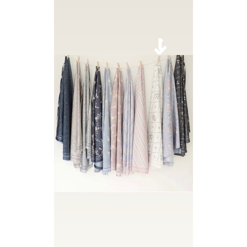 bergo vanilla hijab preloved