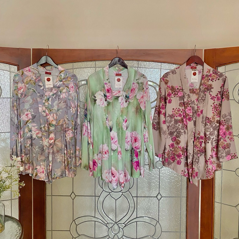 KEBAYA LINEN KEMBANG