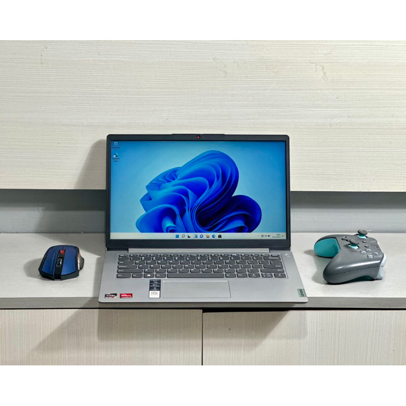 LAPTOP SLIM LENOVO IDEAPAD SLIM 1 RYZEN 3-7320U AMD RADEON FHD