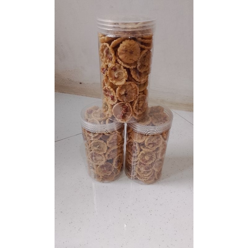 

PEYEK Koin rempeyek kacang 3 toples , berat satu toples (300 gram) 3 toples (900 gram ),peyek renyah ,