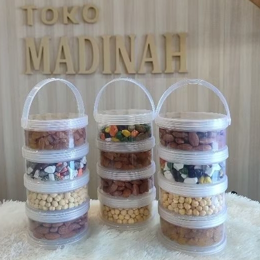 

Paket hampers cemilan timur tengah | oleh-oleh haji dan umrah