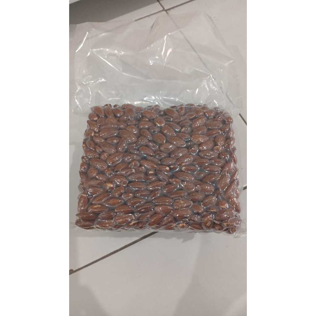 

KACANG ALMOND ROASTED KEMASAN 1KG GURIH