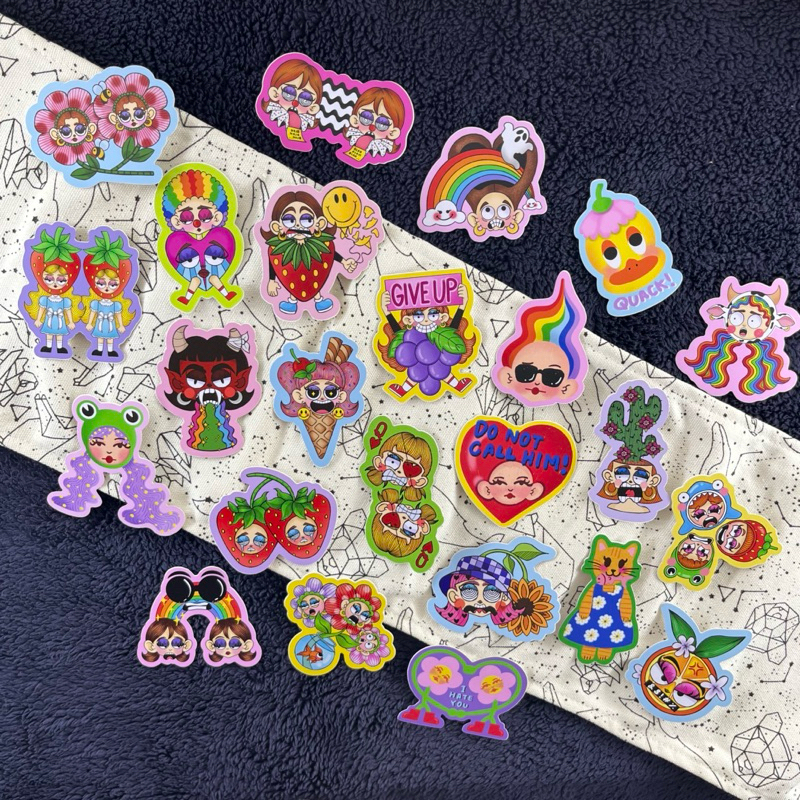 

BUNDLE Weird & Wonderful World of Uglie - Vinyl Die Cut Single Sticker