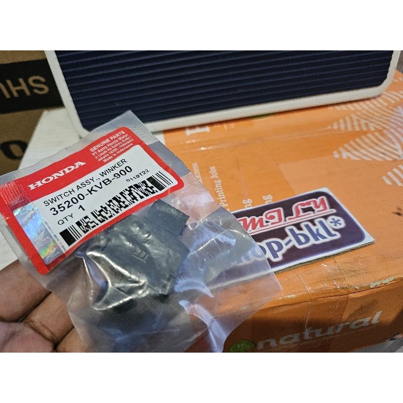 Saklar hazard sen Beat sejenisnya