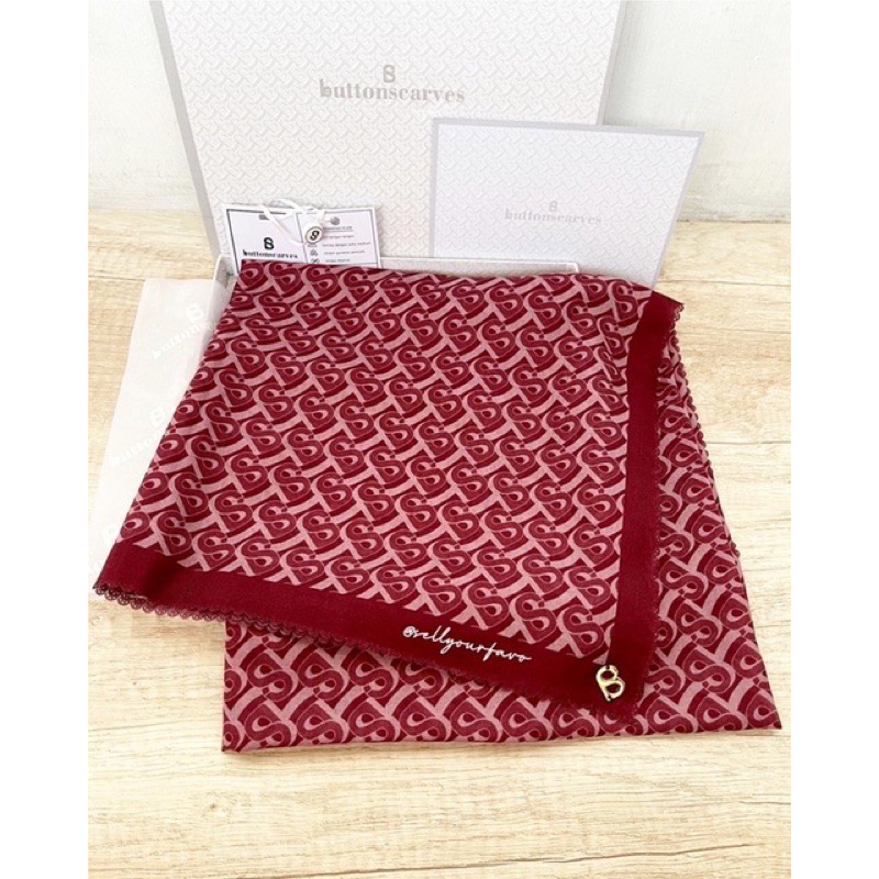 Preloved buttonscarves Bimu Voile Scarf / Preloved segi empat buttonscarves bimu