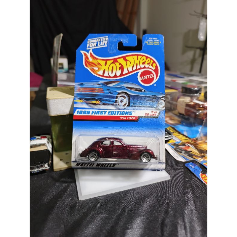 Hot Wheels 1936 Cord (Blue Card)