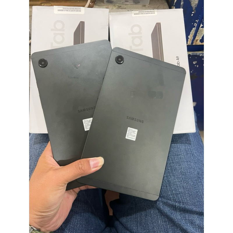 Samsung tab a9 ram 4/64 second fullset original garansi on