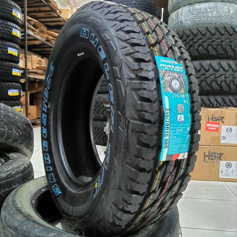 BAN MOBIL SEMI OFFROAD 215 70 R15 BRIGESTONE A/T 215 70 R15 TUBLES