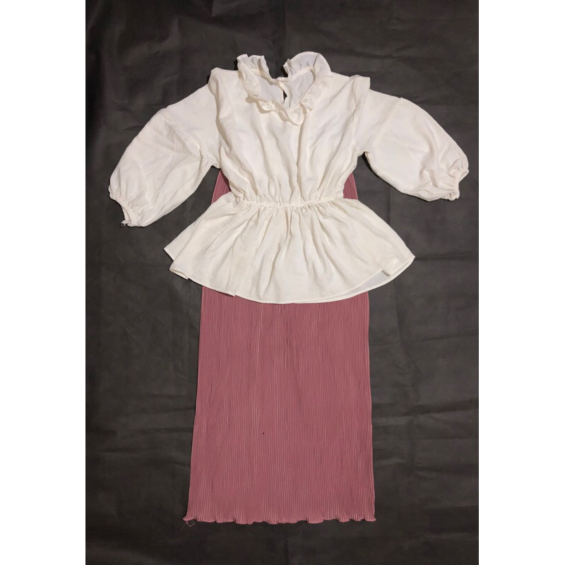 One Set Blouse+Rok plisket