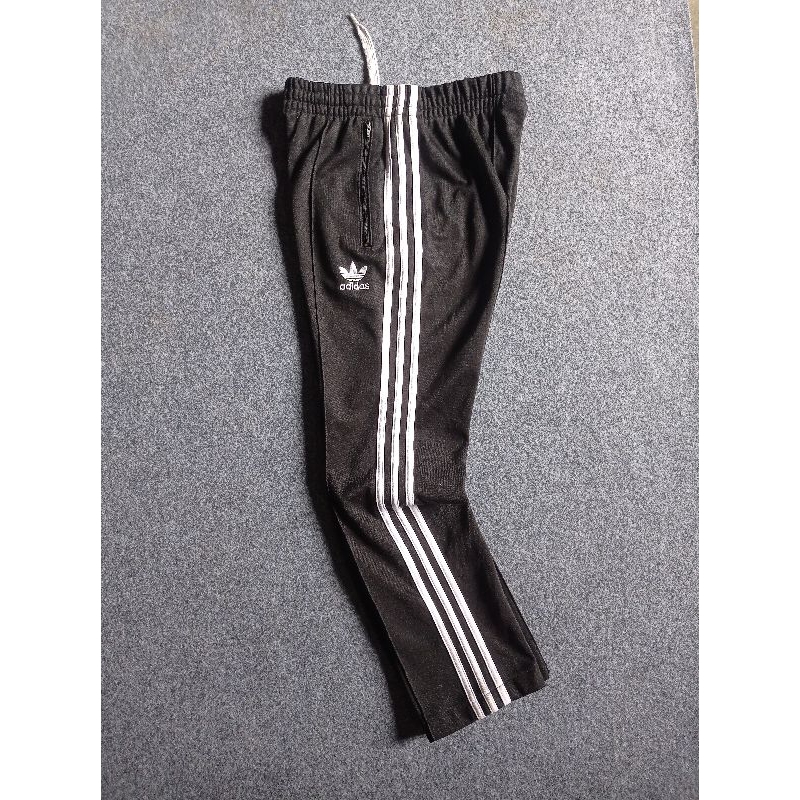 Trackpants adidas & flannel uniqlo
