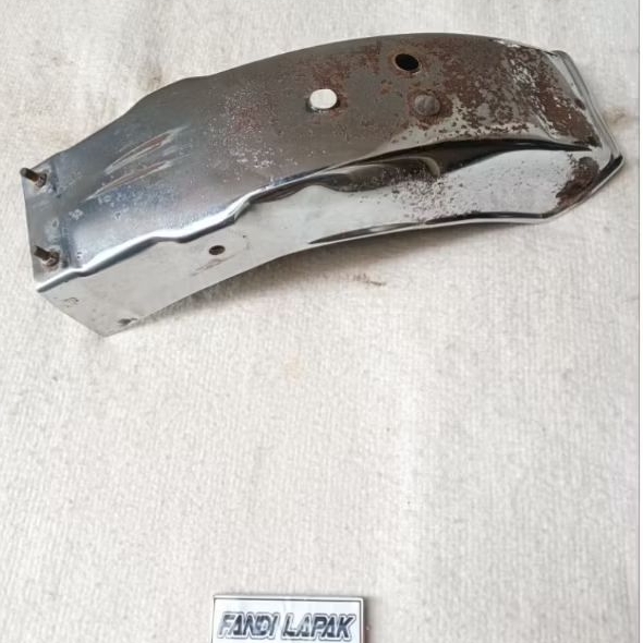 spakbor belakang besi chrom Honda win 100 original kondisi bahan