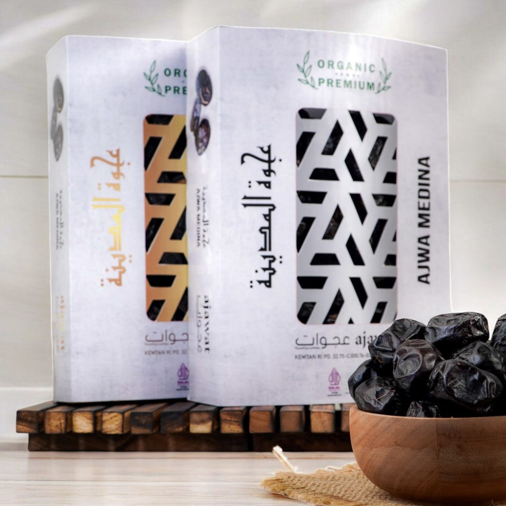 

Kurma Ajwa 1kg Premium Asli Original Organic Premium Ajwa Madinah Medina