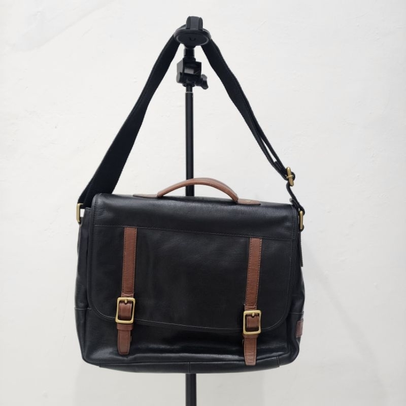 Preloved tas Fosil bahan kulit