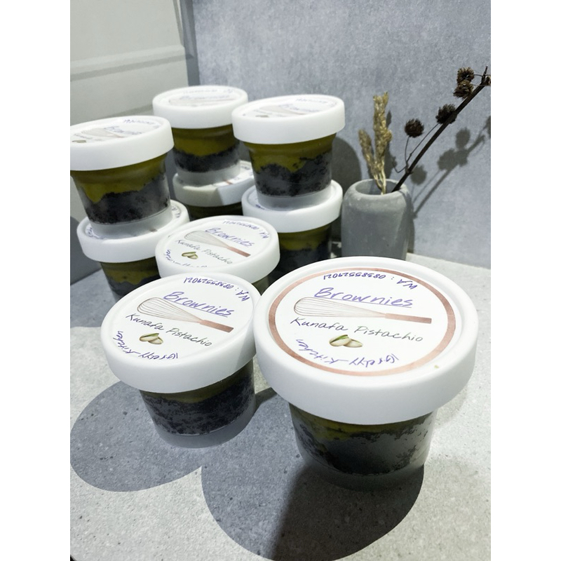 

BROWNIES KUNAFA PISTACHIO 200gr