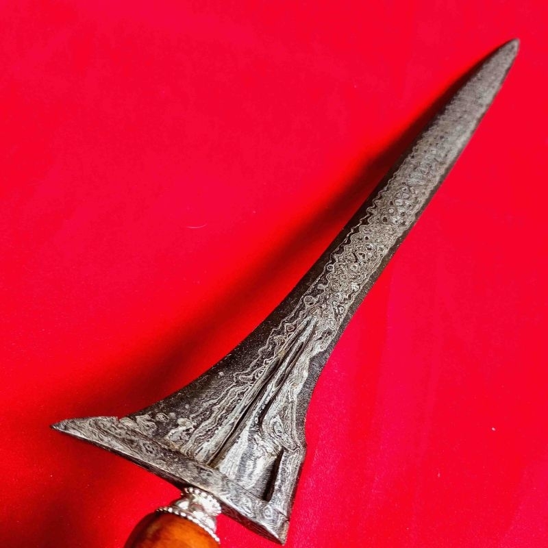 Keris Jalak Sangu Tumpeng Pamor Mrutu Sewu