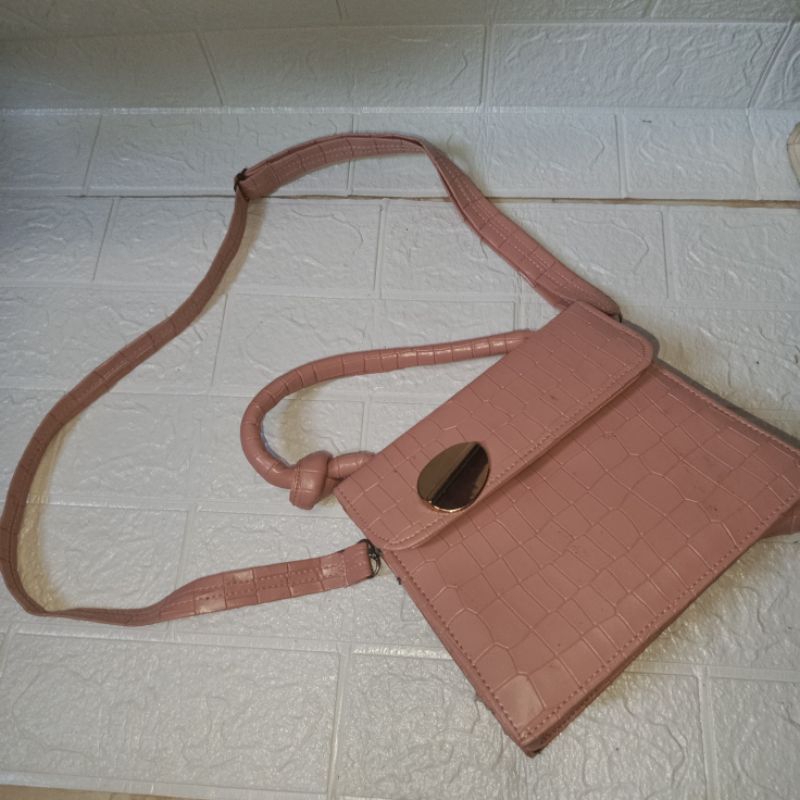 Pl sling bag tas selempang perempuan preloved