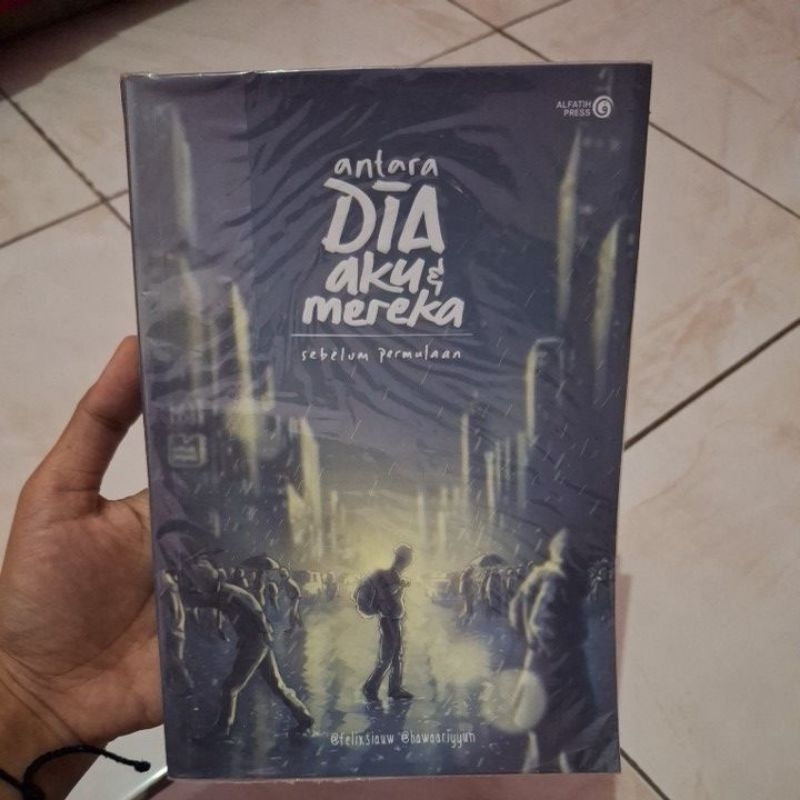 Preloved Buku Antara Dia Aku dan Mereka - Hawaariyyun ORIGINAL