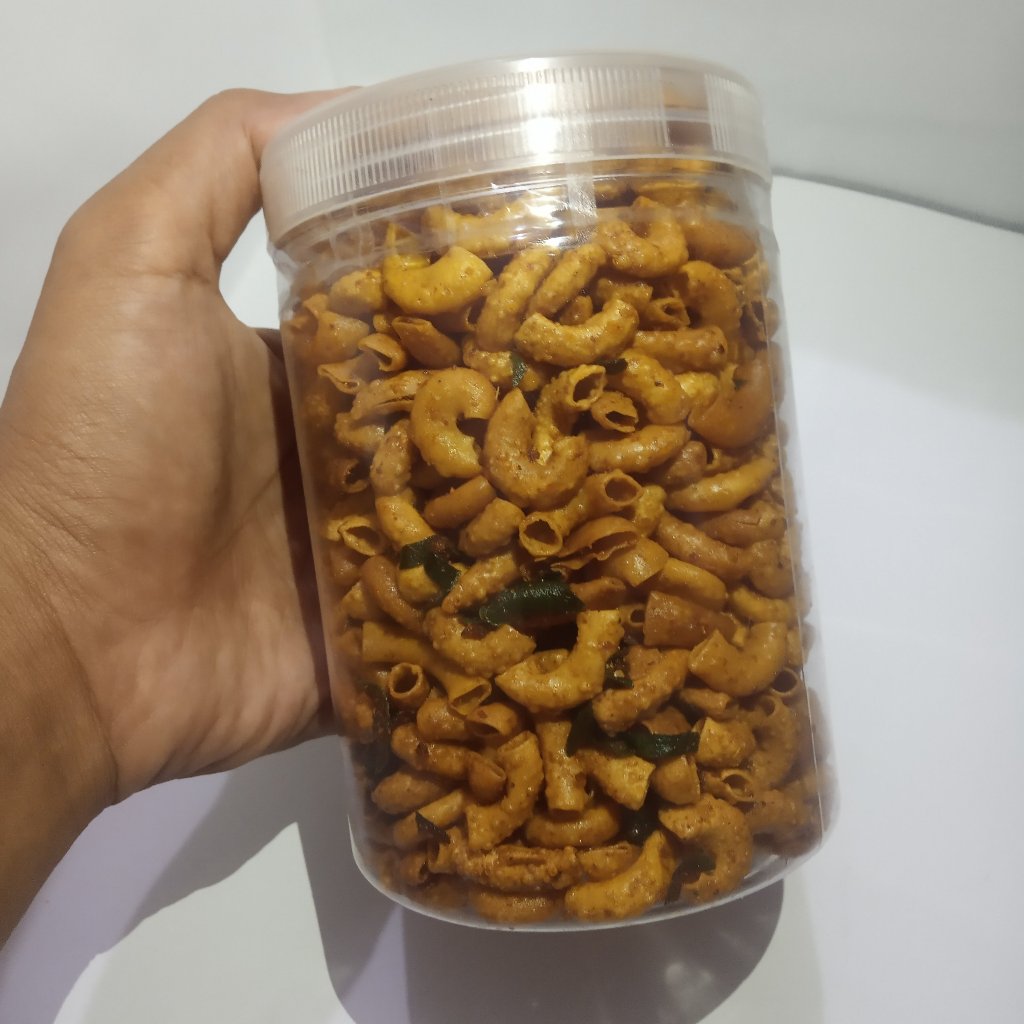 

Makaroni Bantet Pedas Daun Jeruk