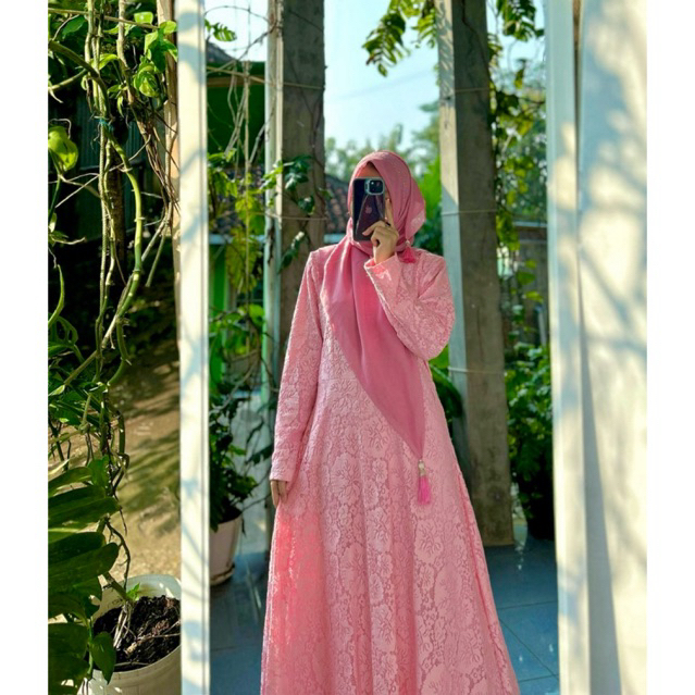 Preloved Dress Brokat