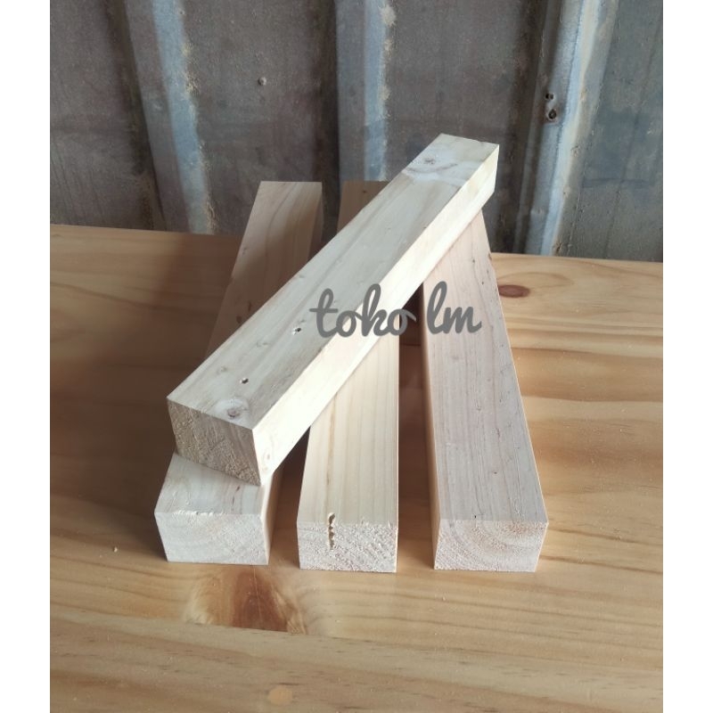 kaso kayu jati Belanda