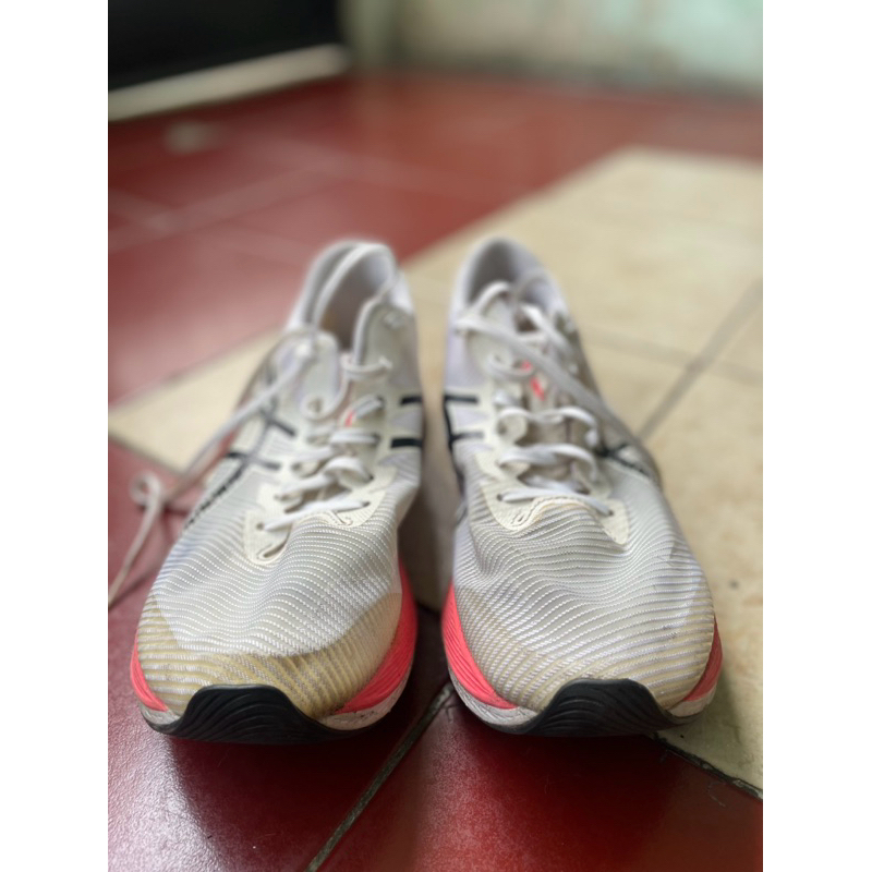 Asics Magic Speed 3