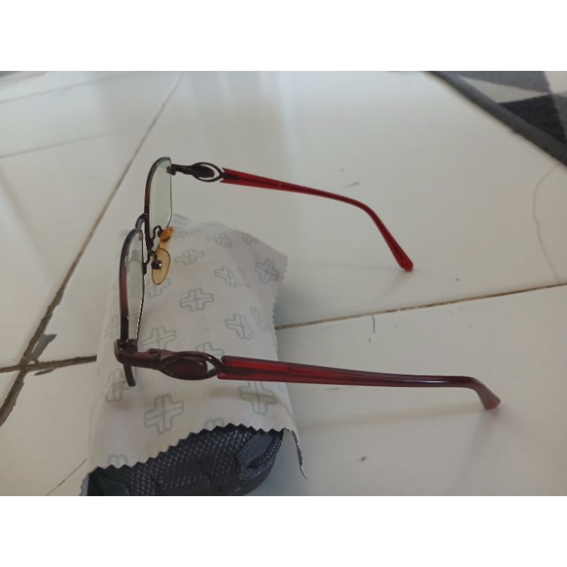 Kacamata Optik Melawai Preloved