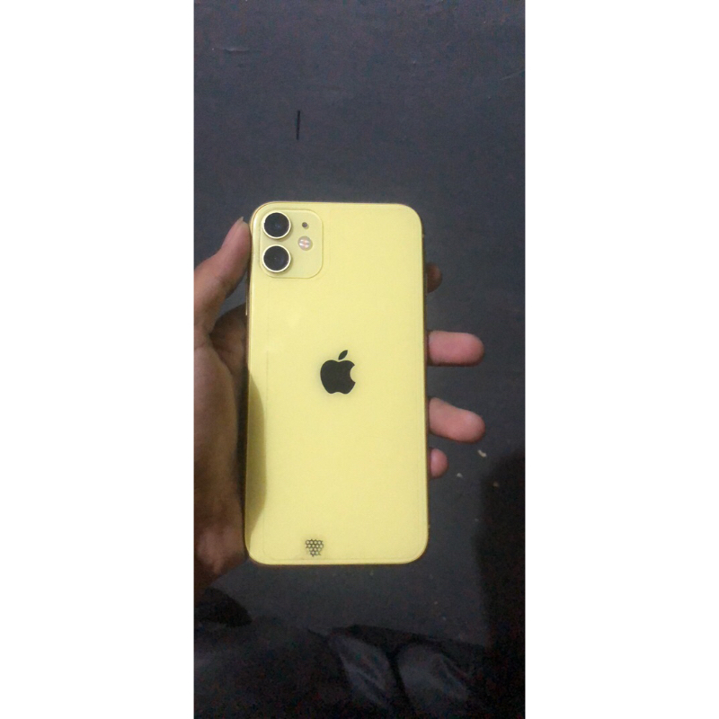 iphone 11 lcd pecah