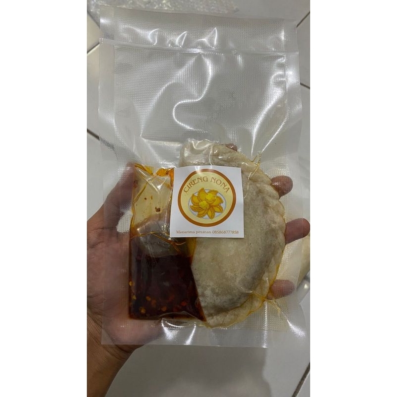 

cireng isi ayam suwir pedas dan keju-cireng isi sosis