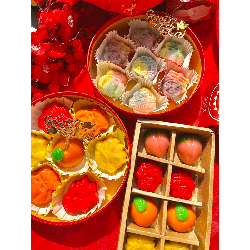 

HAMPERS IMLEK CNY CHINESE NEW YEAR SONGPYEON LUCKY 7 SET MOCHI KOREA KOREAN BDAY CAKE CHUSEOK KOREAN RICE CAKE