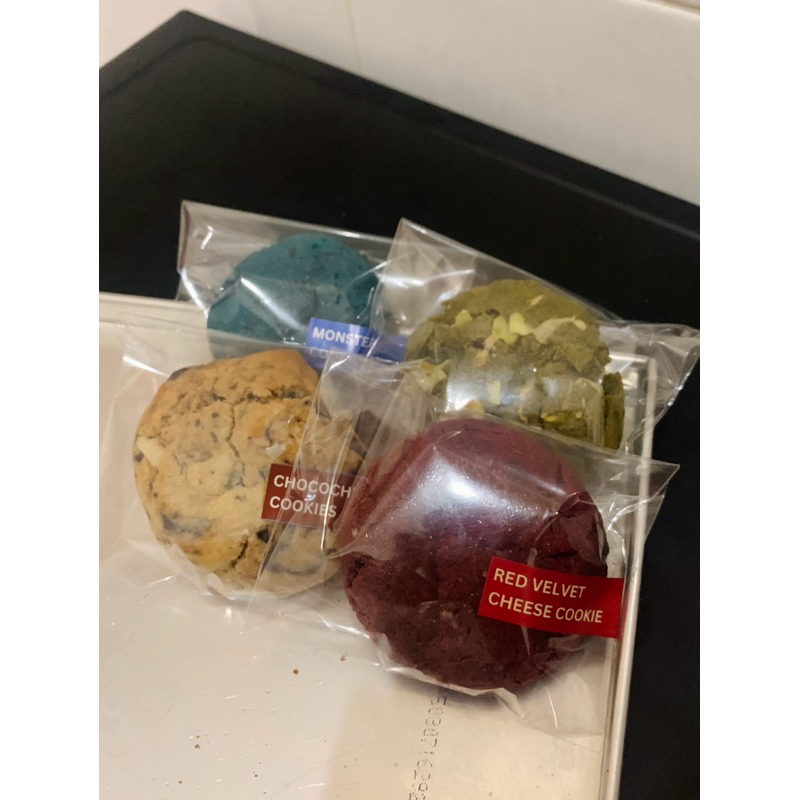 

NYC style chocolate cookie