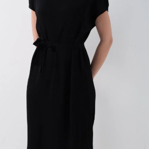 Dress Wanita Knit Noona Laura Simple Dress with Belt Gaun Hitam Rajut Panjang