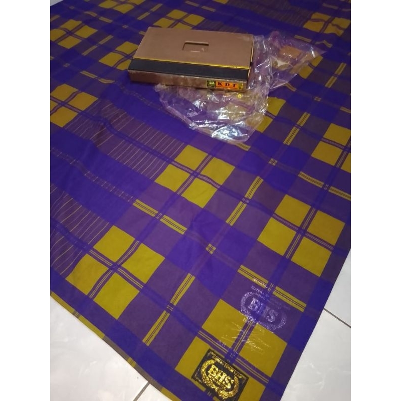 sarung bhs kdt istimewa super like new